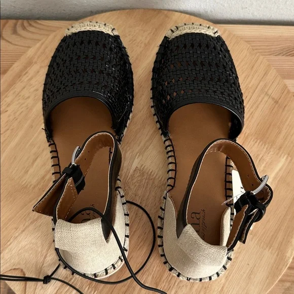 a.n.a Womens Clara Wedge Sandals - Picture 4 of 6